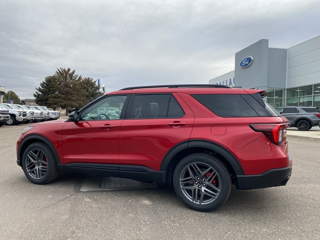 2026 Ford Explorer ST - Photo 23