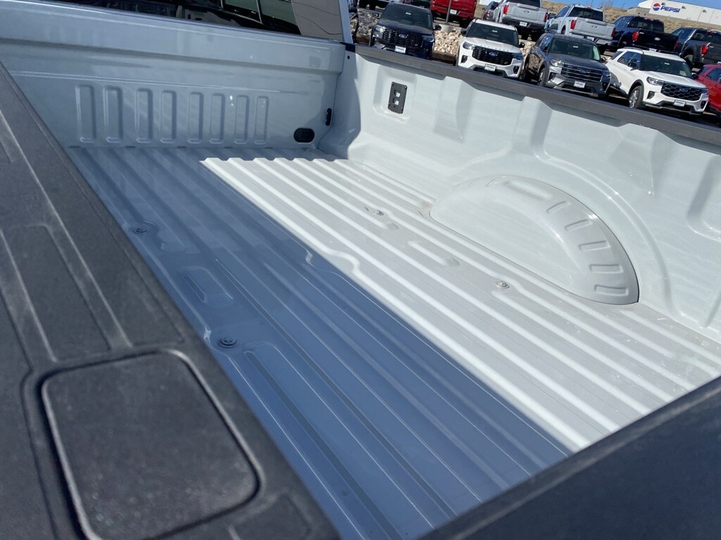 New 2026 Ford Super Duty F-350 XLT Truck Super Cab