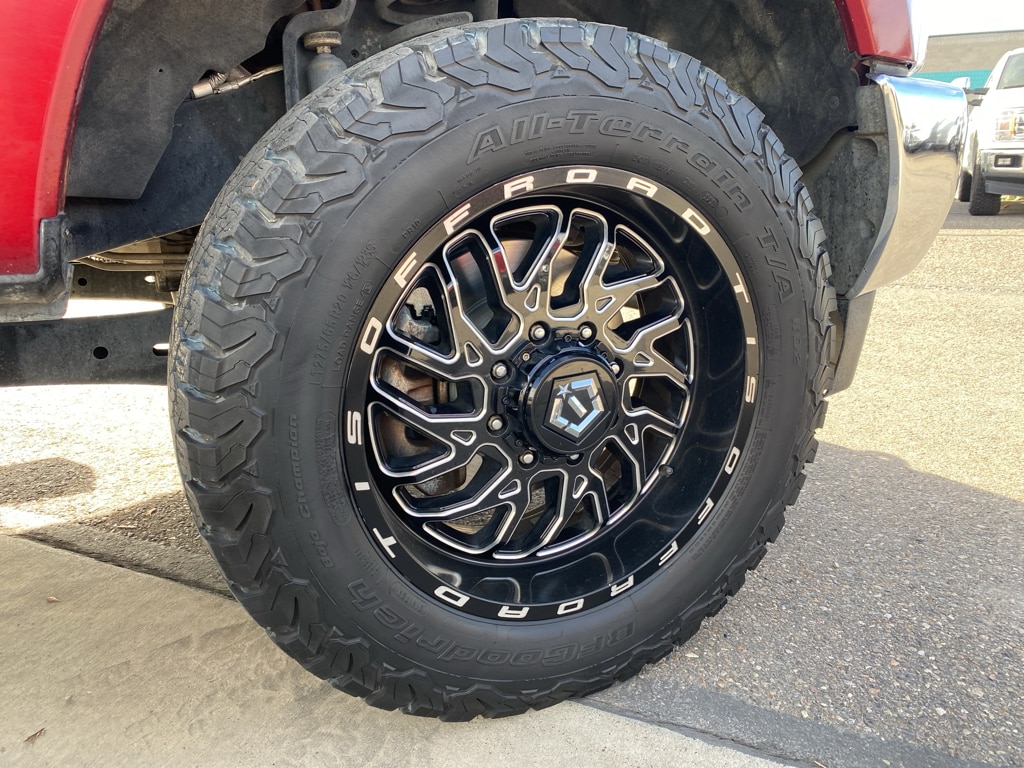 Used 2017 Ford F-350 Lariat Truck Crew Cab