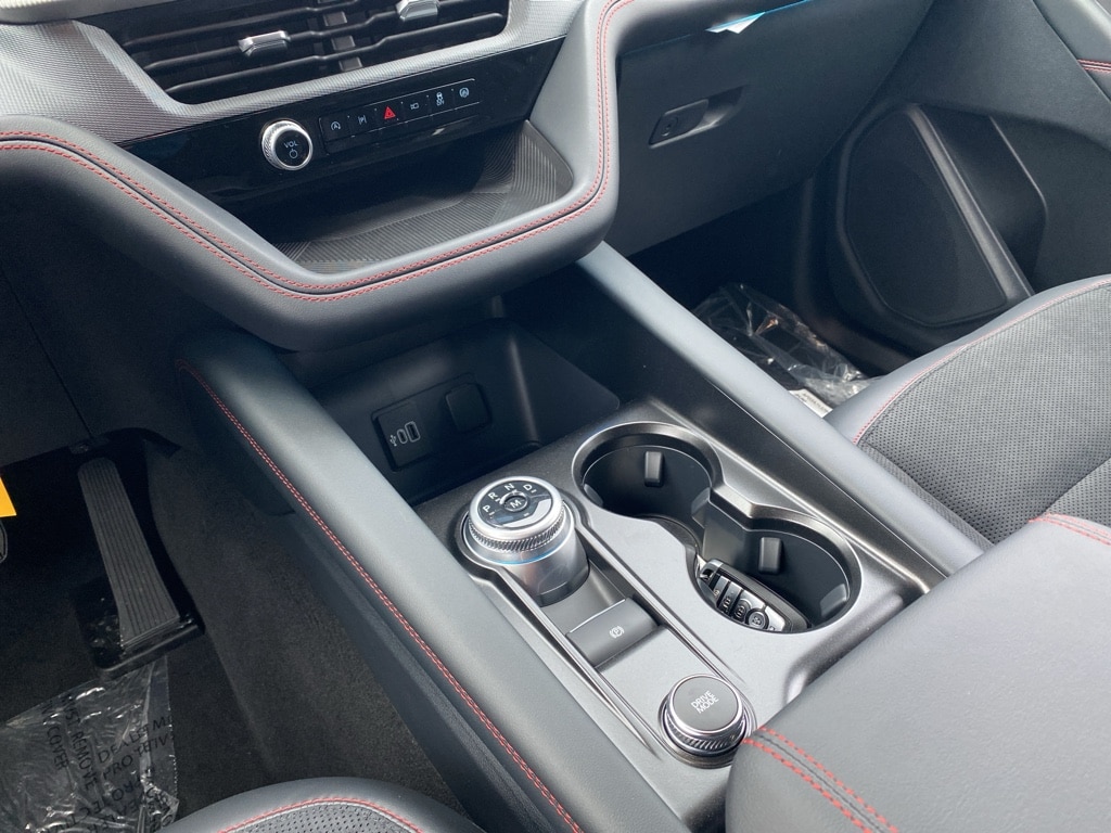 2026 Ford Explorer ST - Photo 12