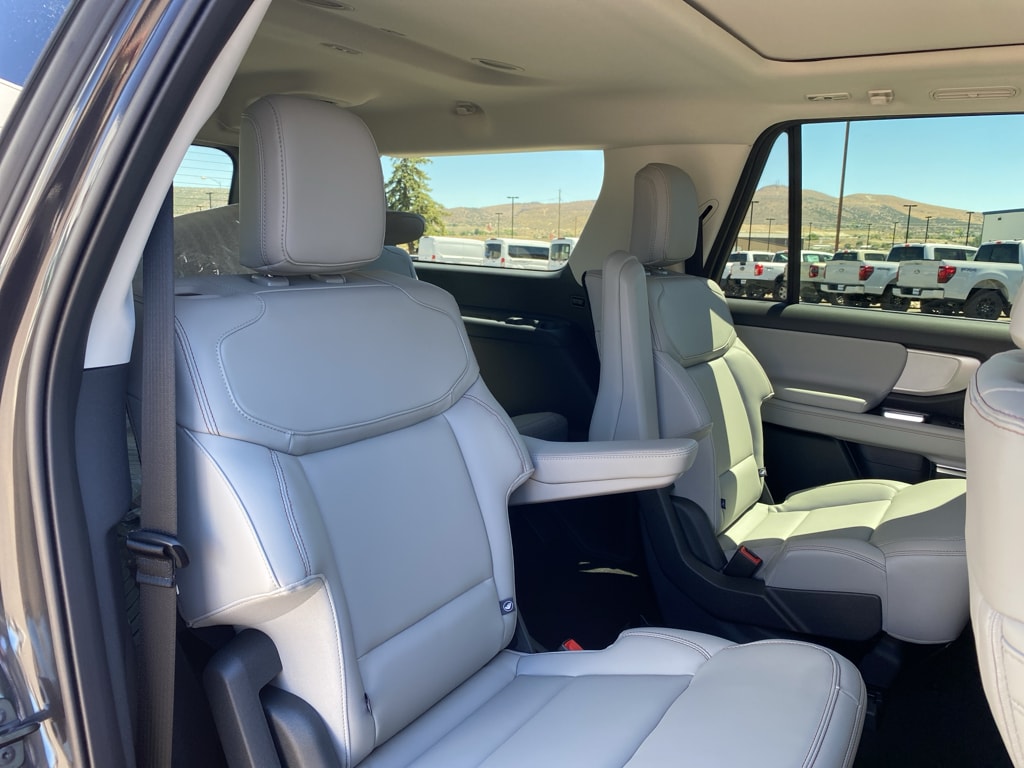 2025 Ford Expedition MAX Active - Photo 9