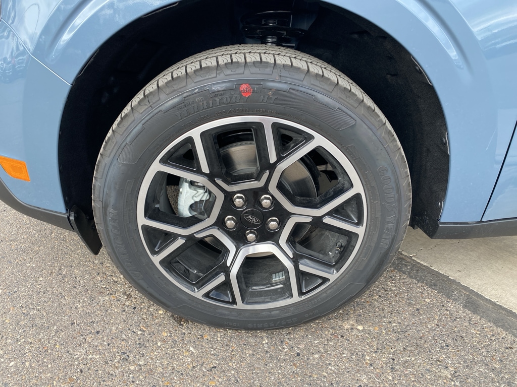 New 2025 Ford Maverick Lariat Truck SuperCrew