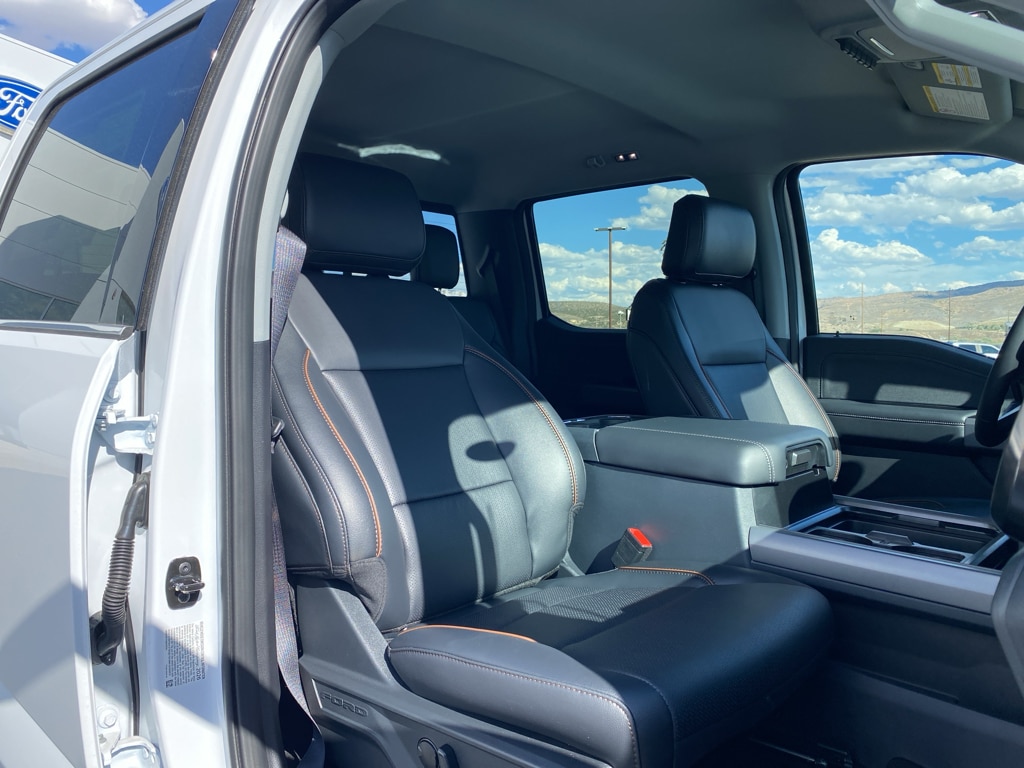 New 2026 Ford Super Duty F-350® Lariat® Truck Crew Cab
