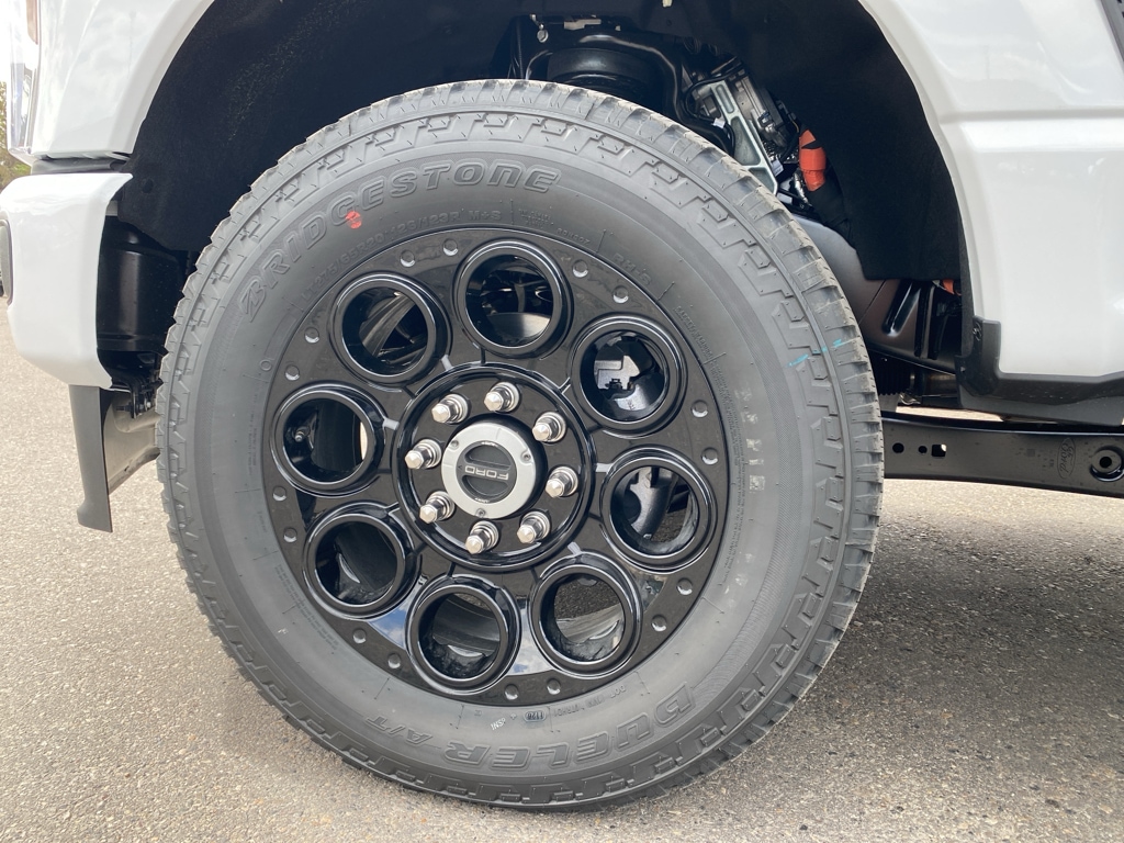 New 2026 Ford Super Duty F-350® Lariat® Truck Crew Cab