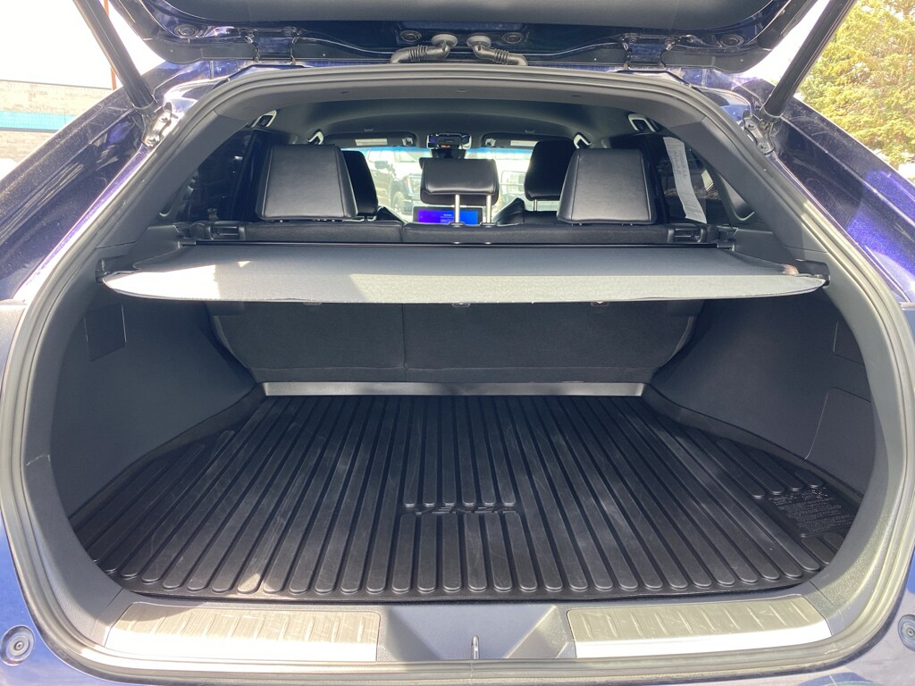 Used 2023 Toyota Venza SUV