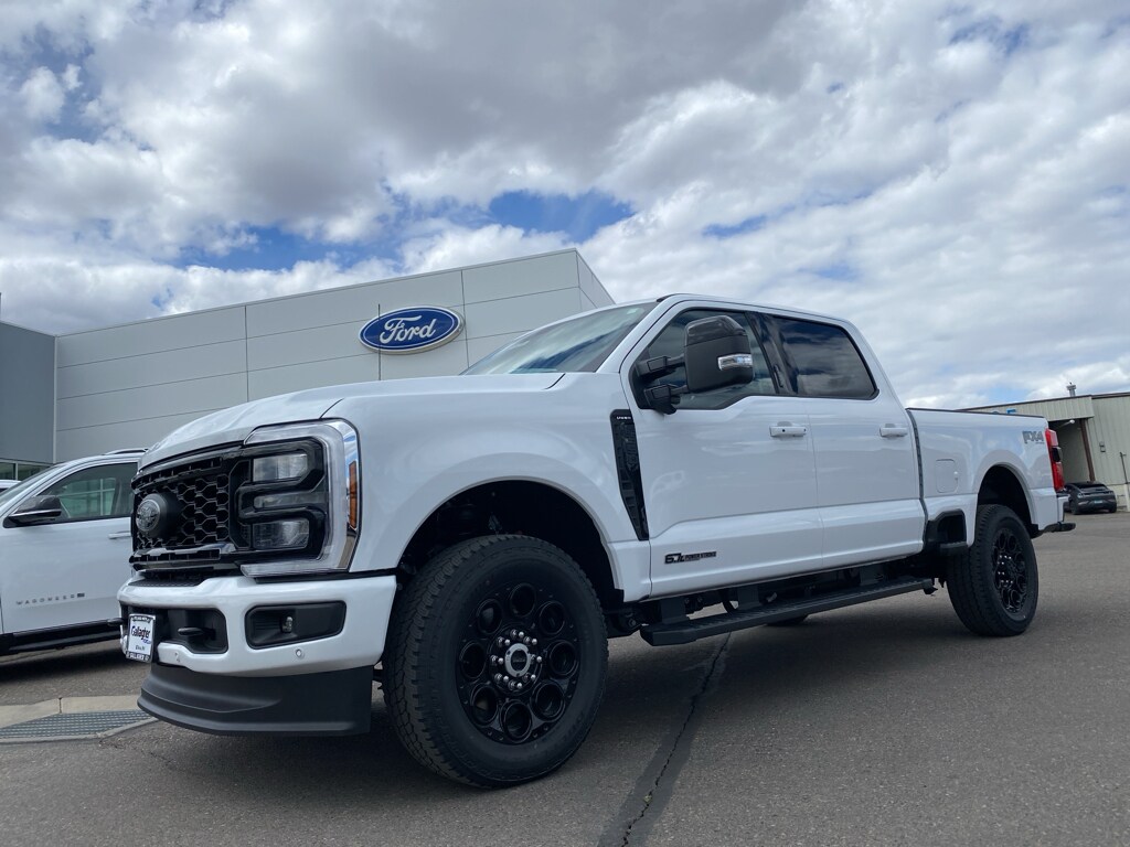 New 2026 Ford Super Duty F-350® Lariat® Truck Crew Cab