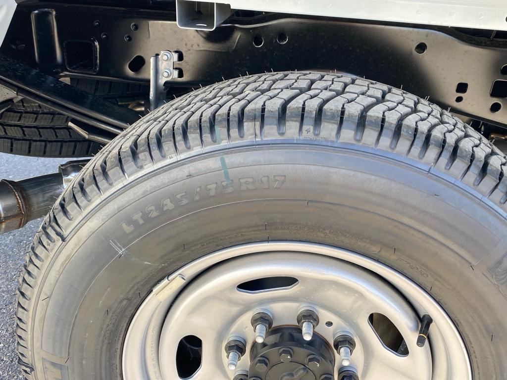 2025 Ford F-250 photo 3