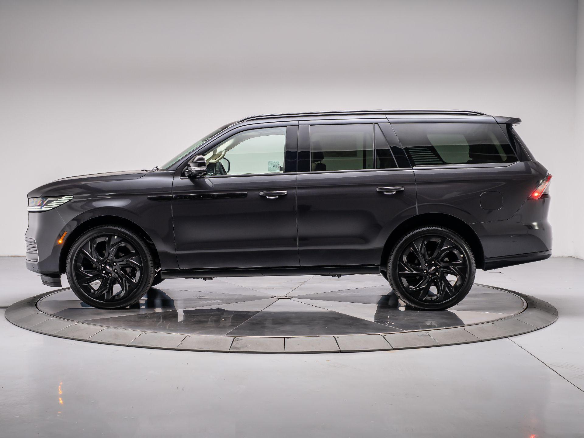 New 2027 Lincoln Navigator Reserve Sport Utility