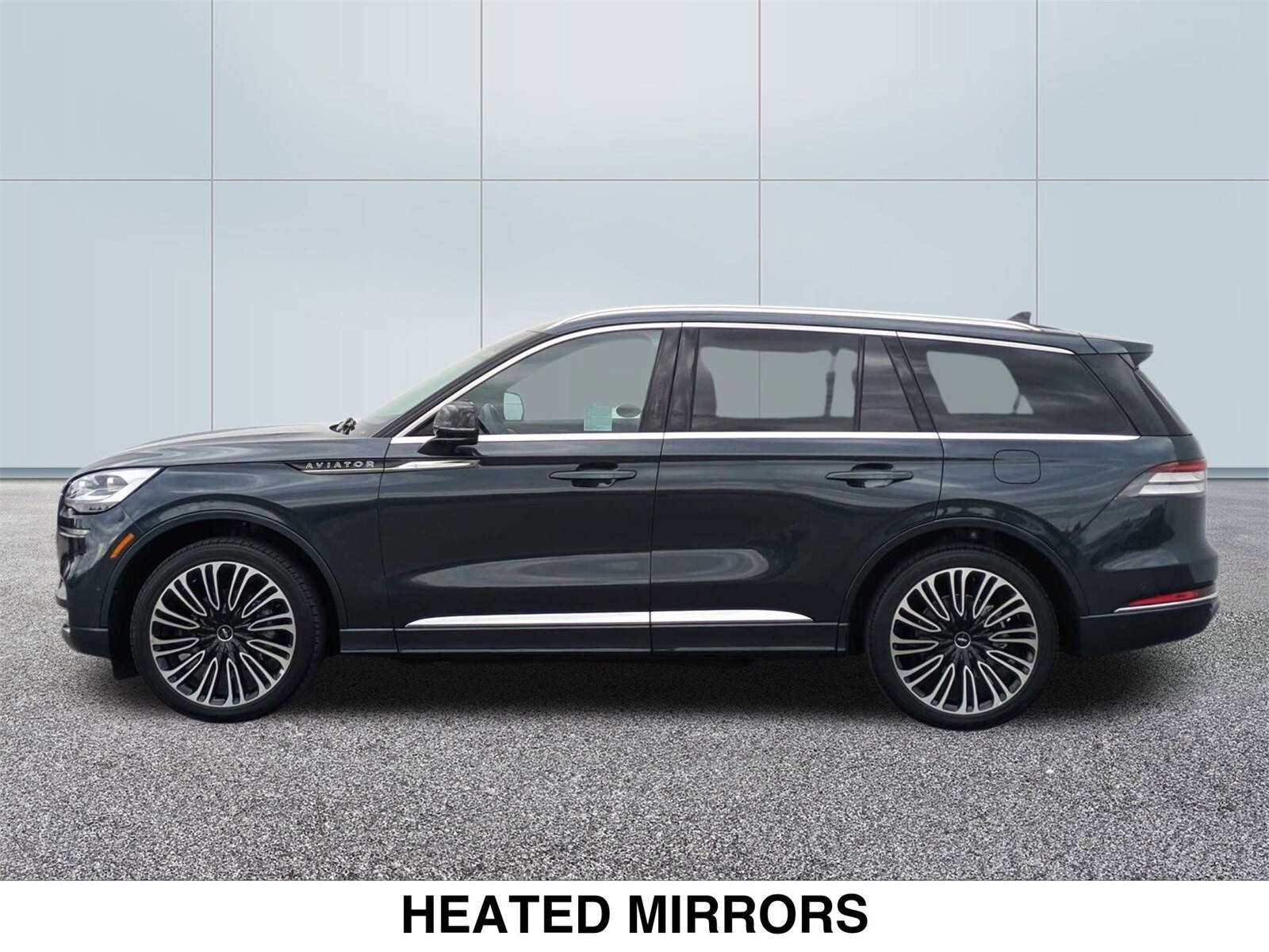 Used 2023 Lincoln Aviator Black Label with VIN 5LM5J9XC9PGL14442 for sale in Van Nuys, CA