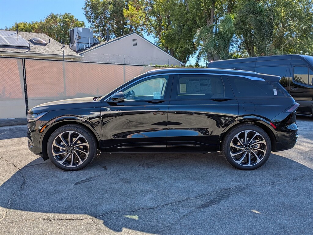 New 2026 Lincoln Nautilus Black Label SUV