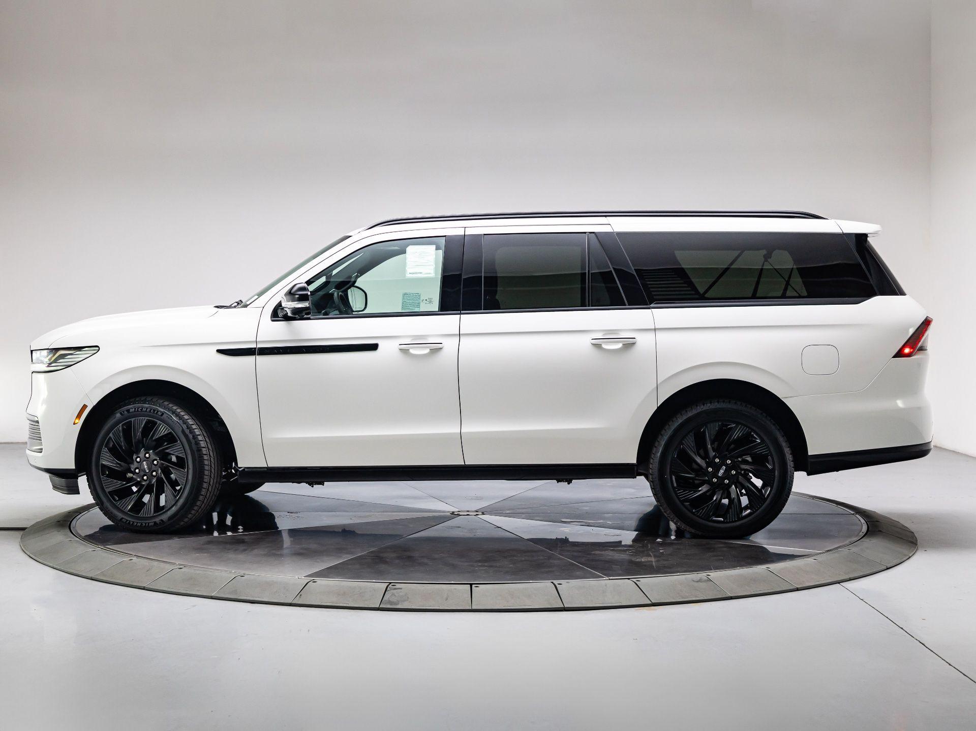 New 2026 Lincoln Navigator Reserve L Sport Utility