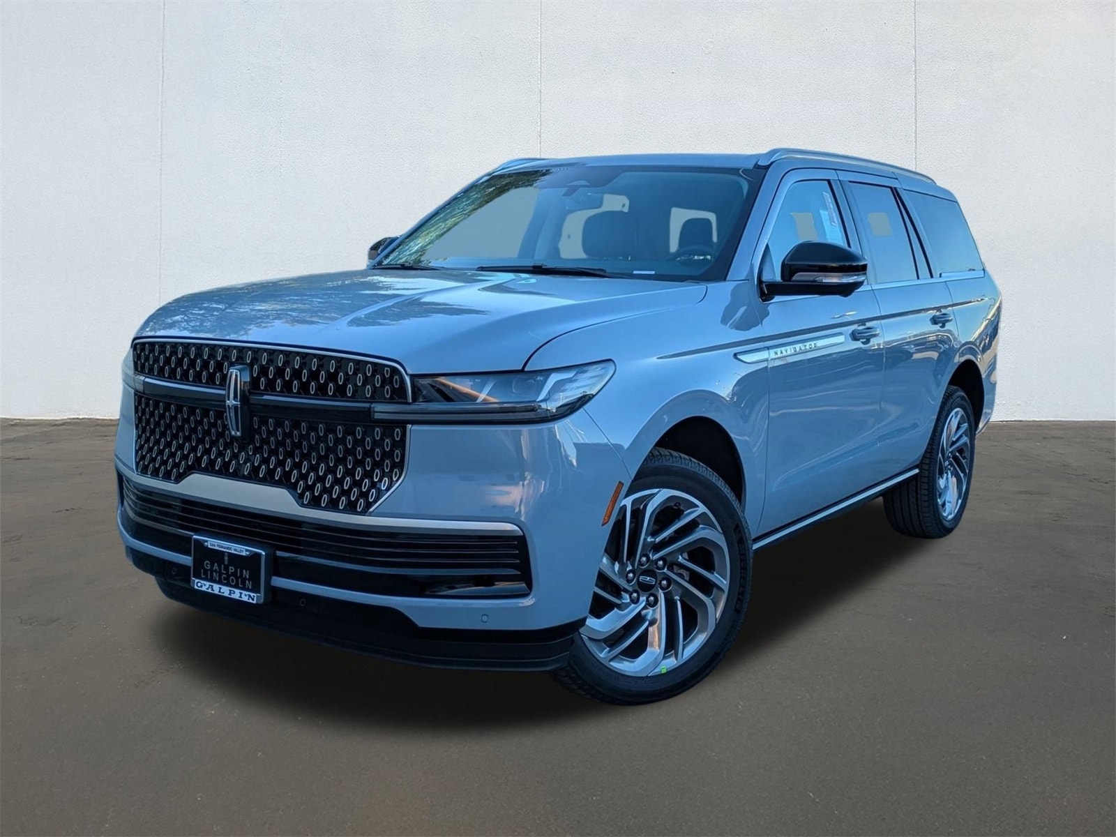 2025 Lincoln Navigator Reserve's photo