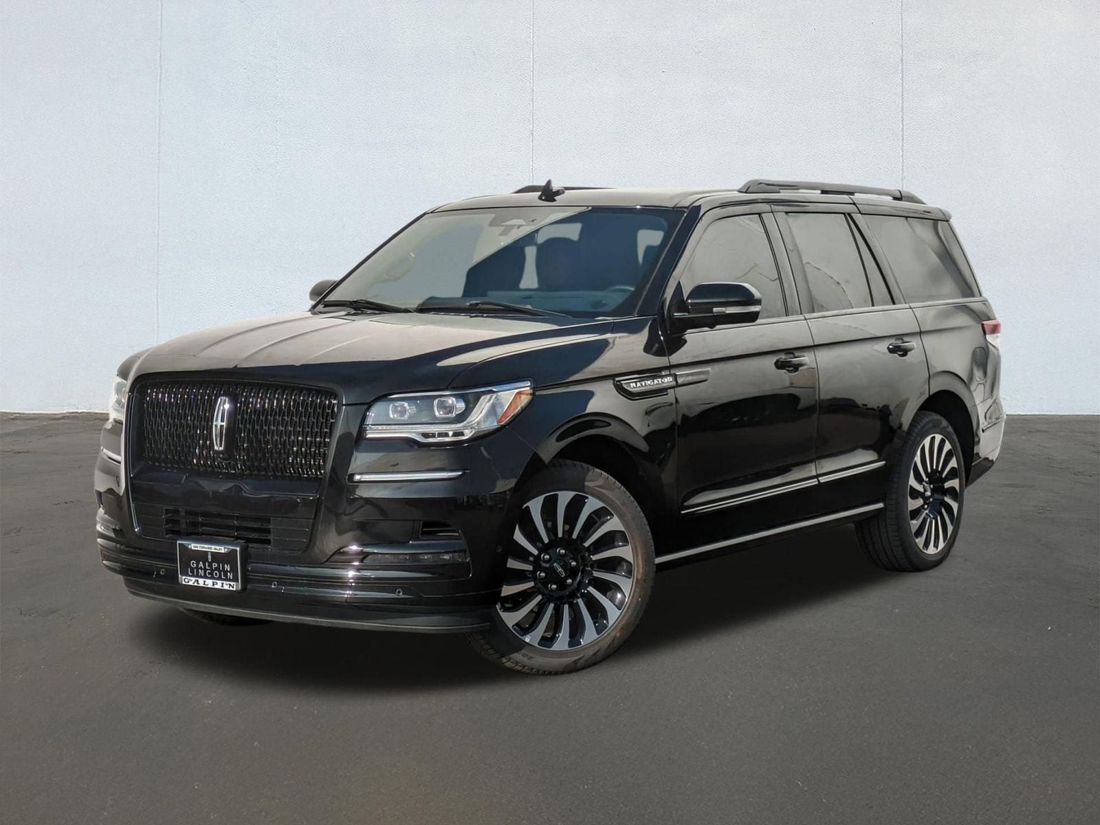 2024 Lincoln Navigator Reserve 4WD's photo