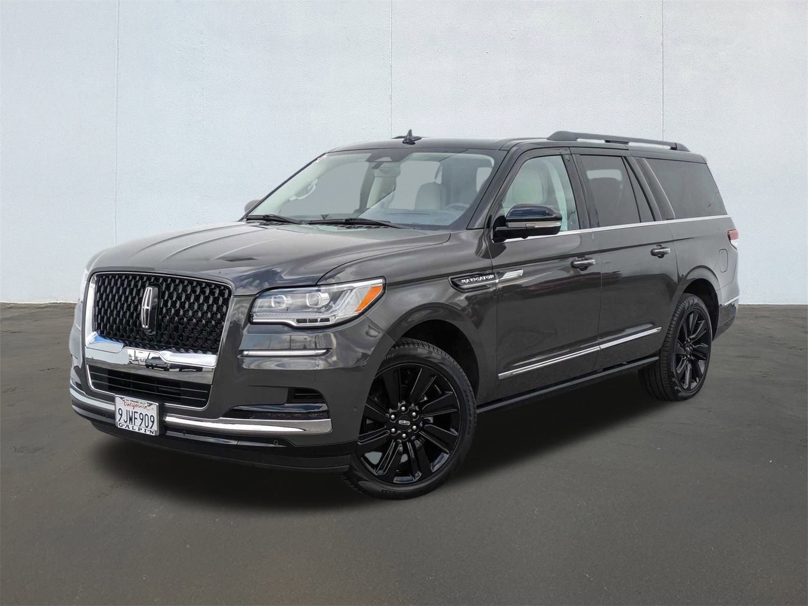 2024 Lincoln Navigator Black Label L's photo