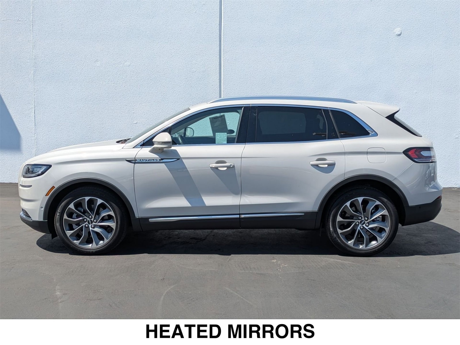 Used 2023 Lincoln Nautilus Reserve with VIN 2LMPJ8K99PBL17757 for sale in Van Nuys, CA