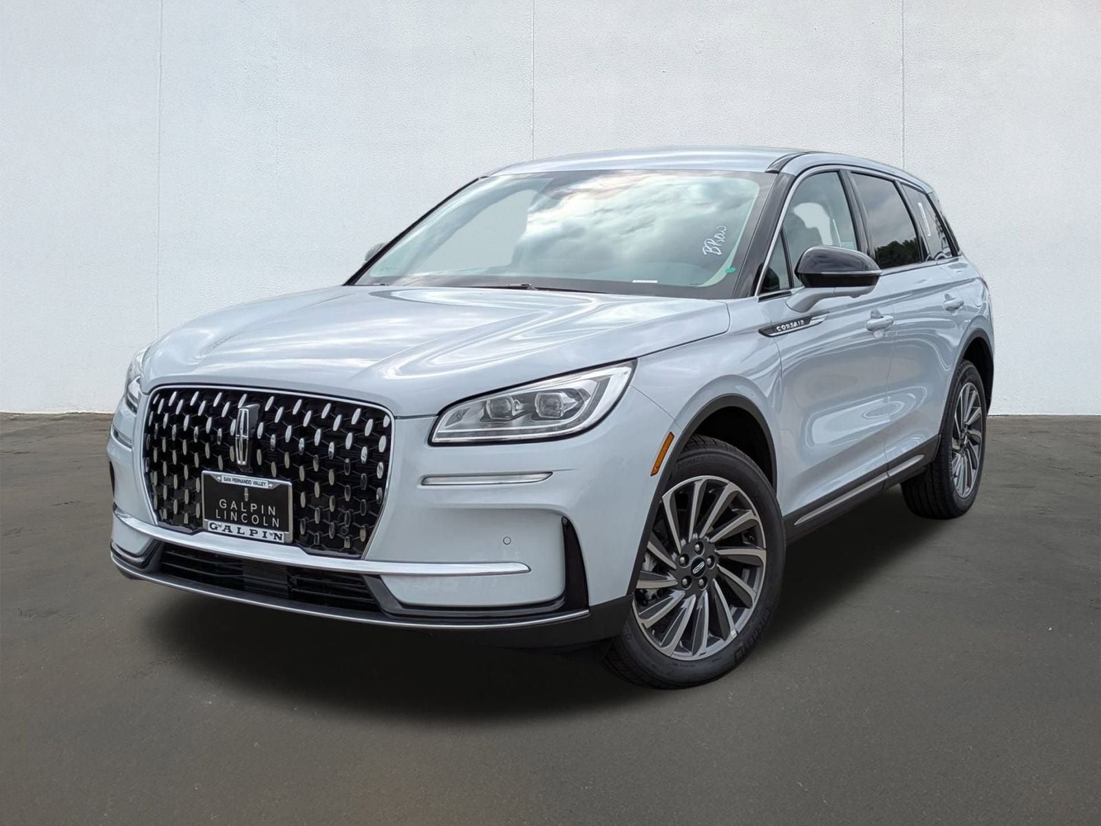 2025 Lincoln Corsair Reserve AWD's photo