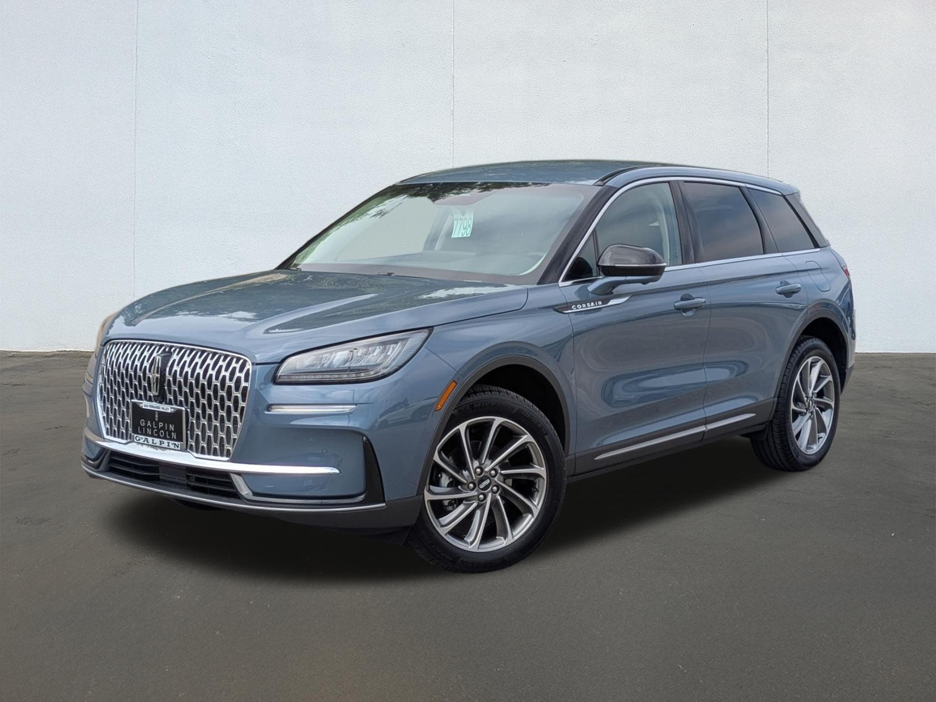 2025 Lincoln Corsair Premiere FWD's photo