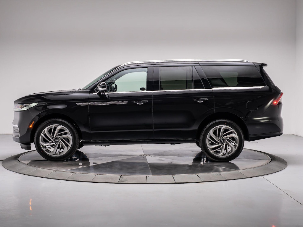 New 2026 Lincoln Navigator Reserve Sport Utility
