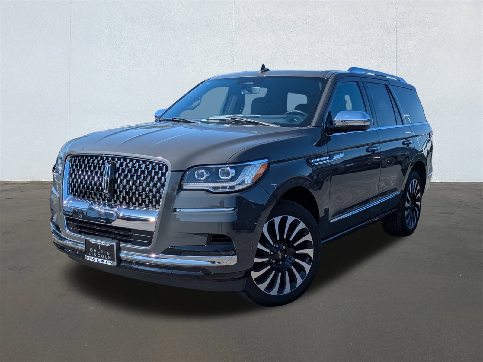2024 Lincoln Navigator Black Label's photo