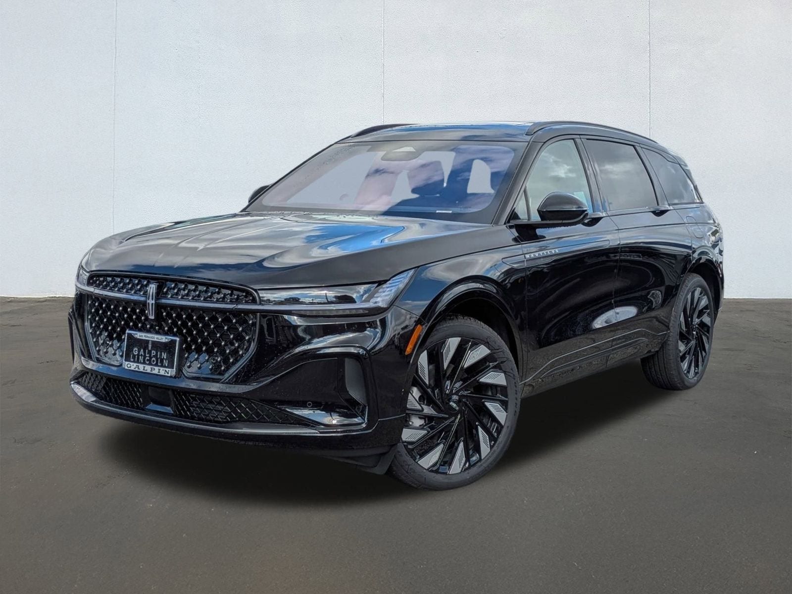 2026 Lincoln Nautilus Reserve AWD's photo