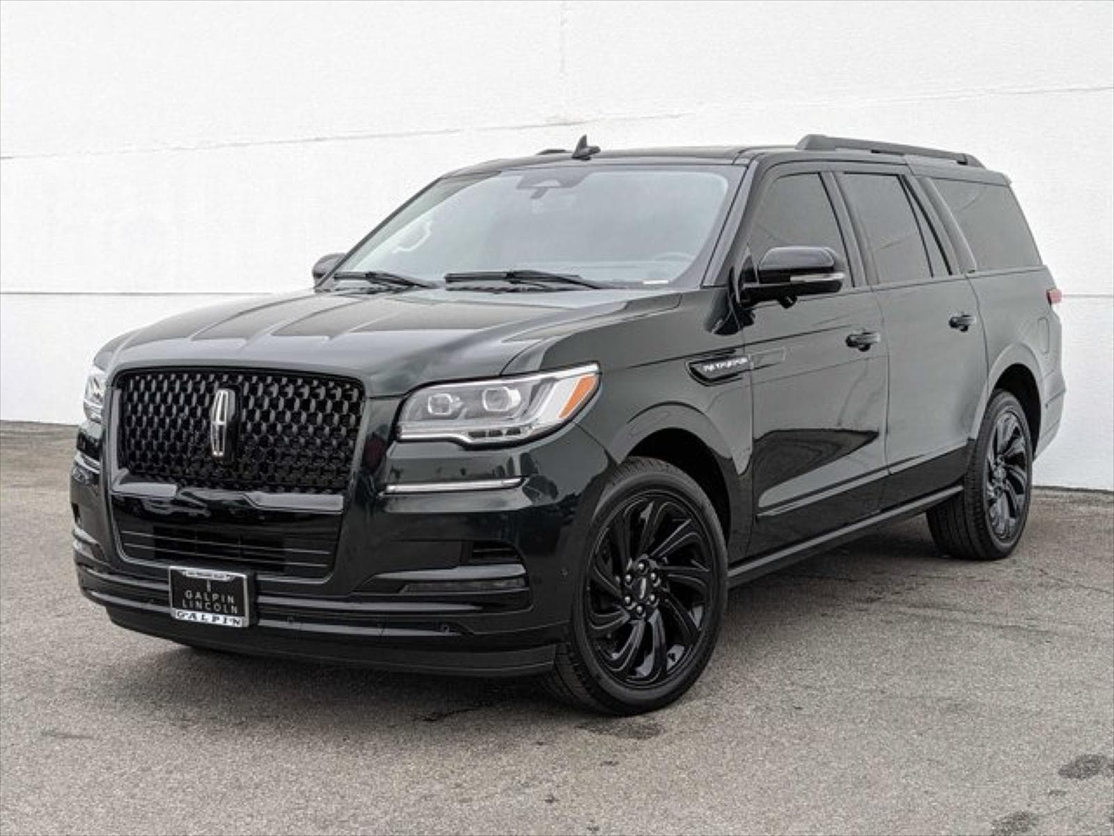 2023 Lincoln Navigator Black Label L 4WD's photo
