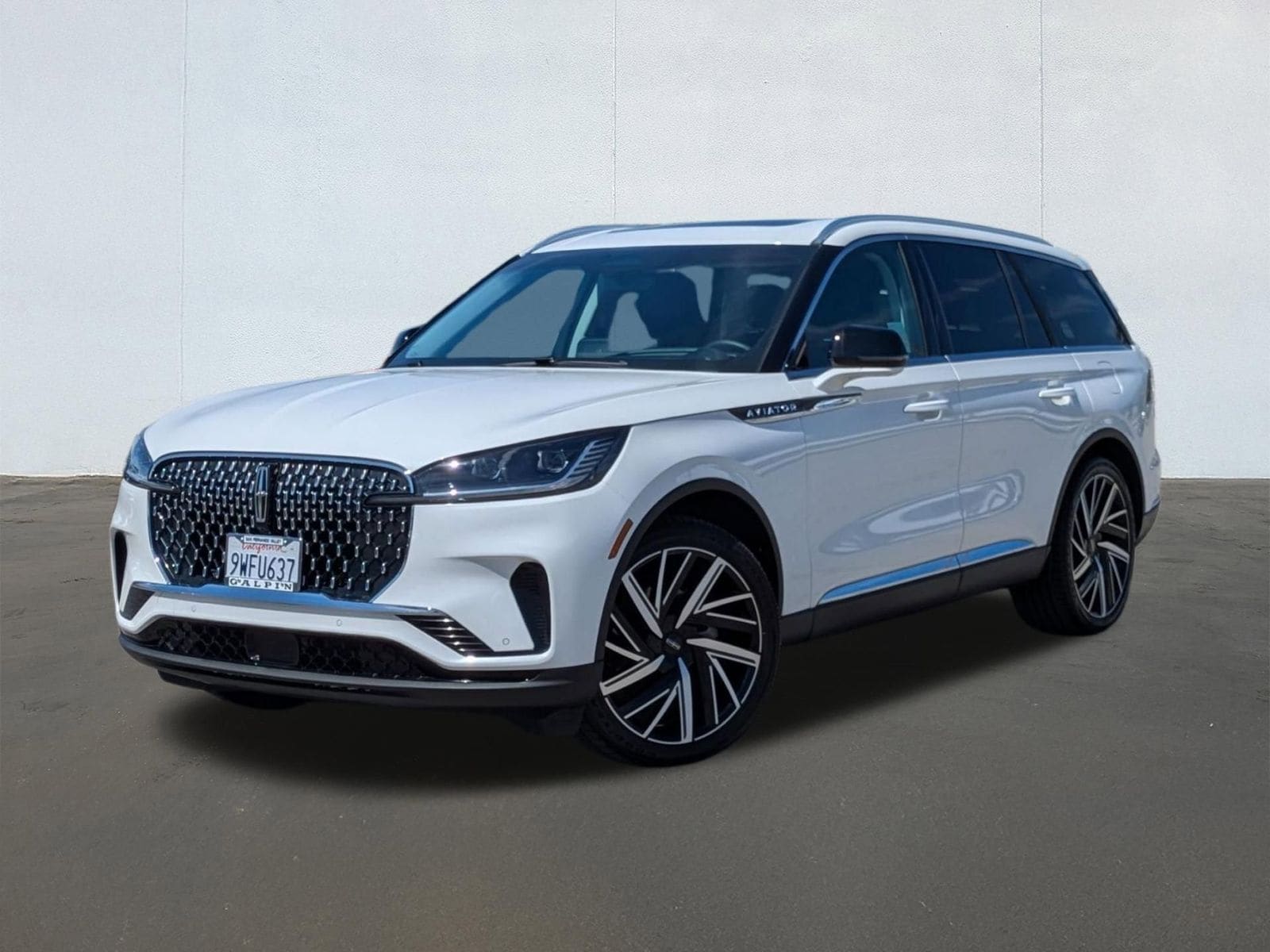 2025 Lincoln Aviator Reserve AWD's photo