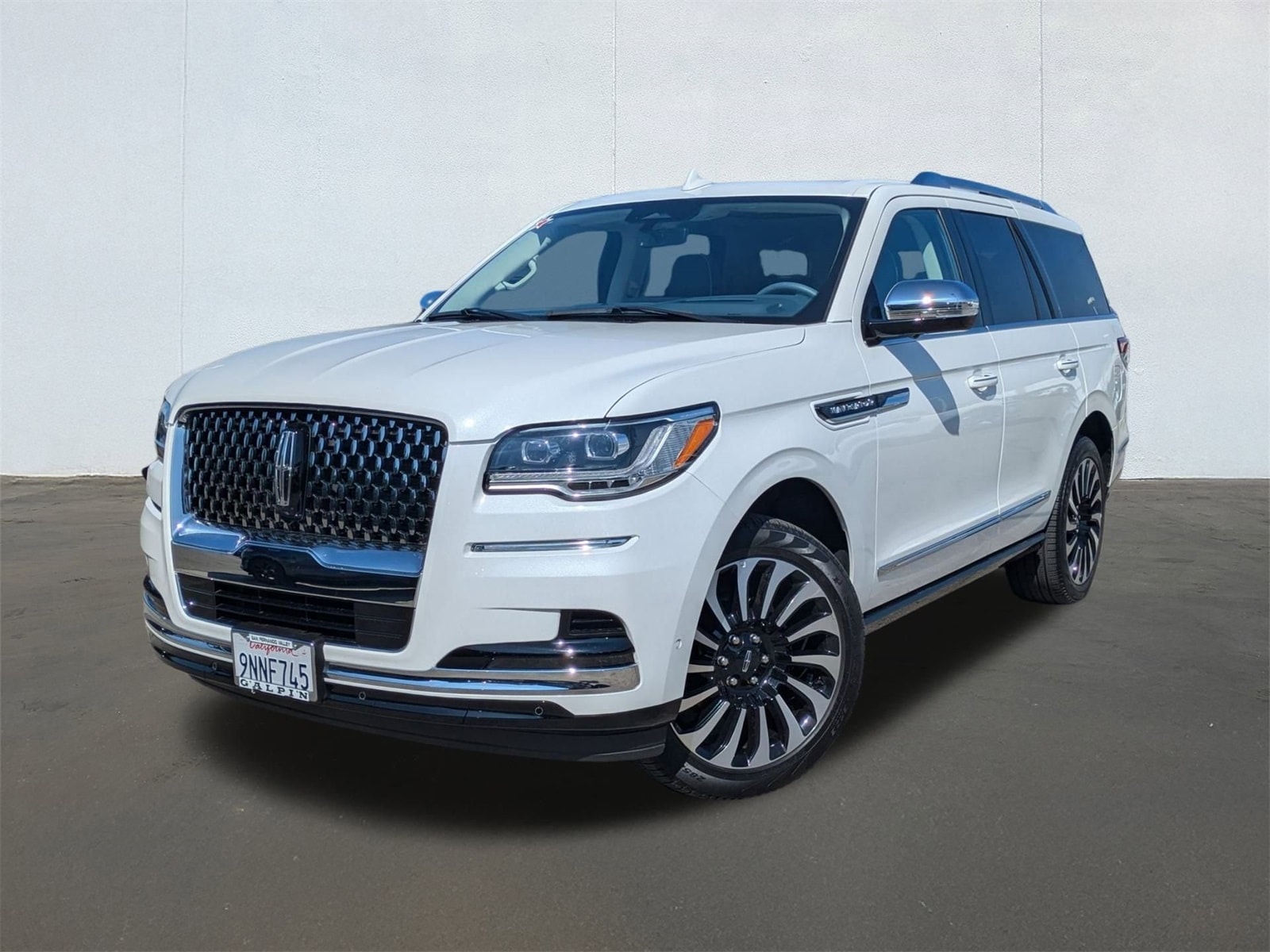 2024 Lincoln Navigator Black Label's photo