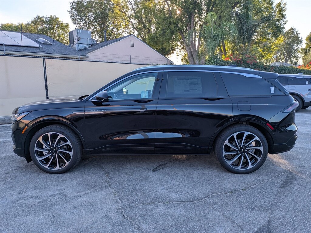 New 2026 Lincoln Nautilus Black Label SUV