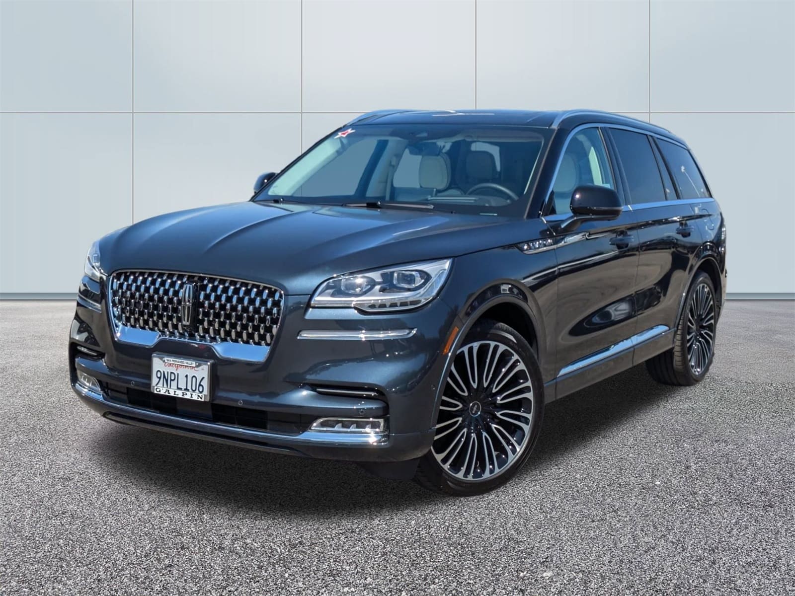 2023 Lincoln Aviator Black Label's photo