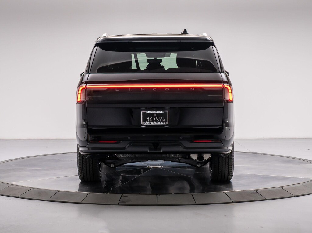 New 2027 Lincoln Navigator Black Label Utility