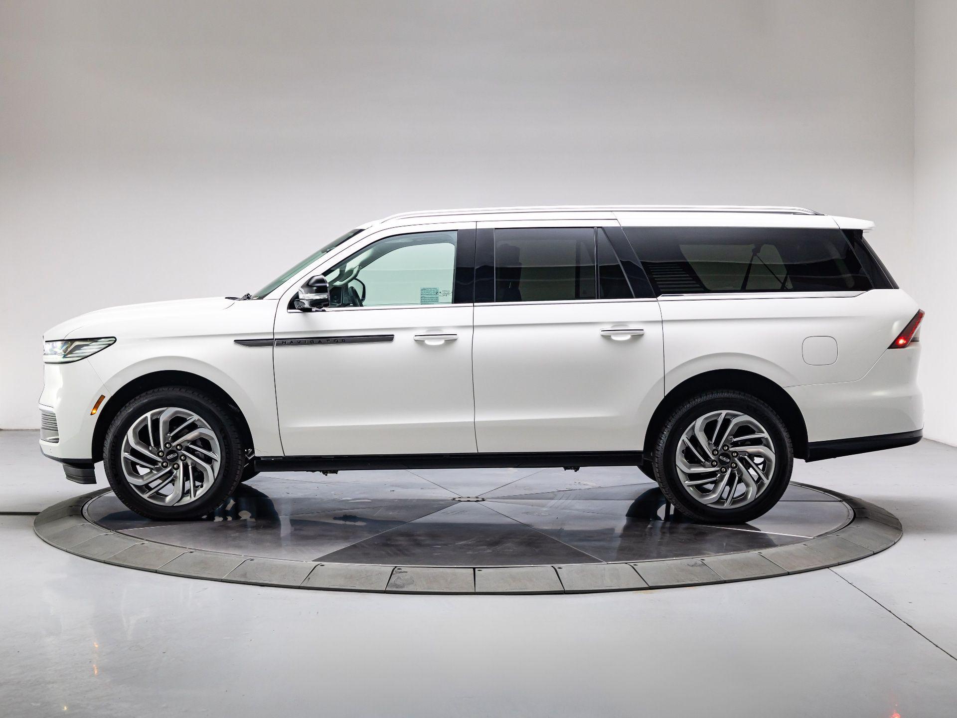 New 2026 Lincoln Navigator Reserve L Sport Utility