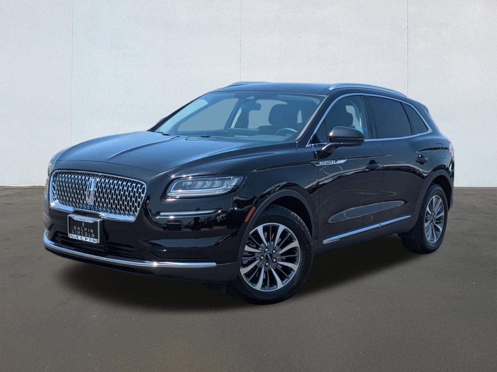 2023 Lincoln Nautilus AWD's photo