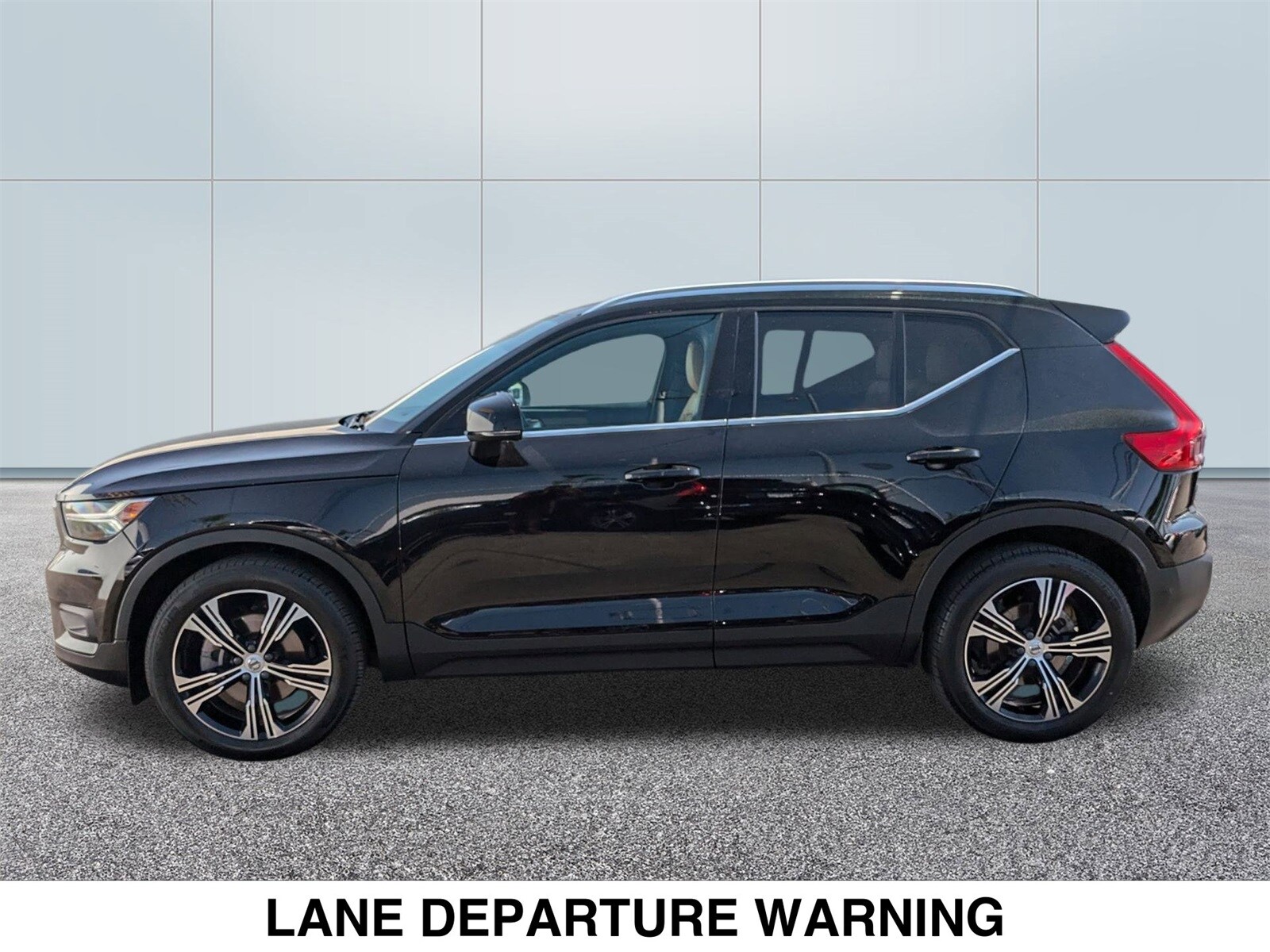 Certified 2021 Volvo XC40 Inscription with VIN YV4162UL1M2615523 for sale in Van Nuys, CA