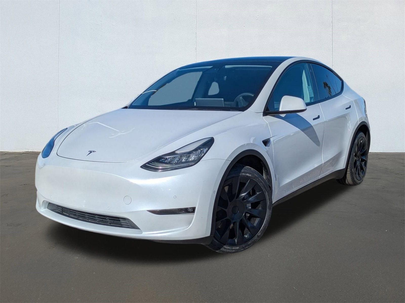 2021 Tesla Model Y Long Range's photo