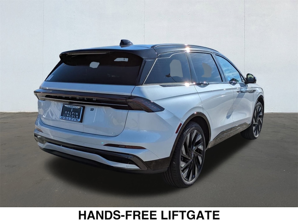 New 2026 Lincoln Nautilus Reserve SUV