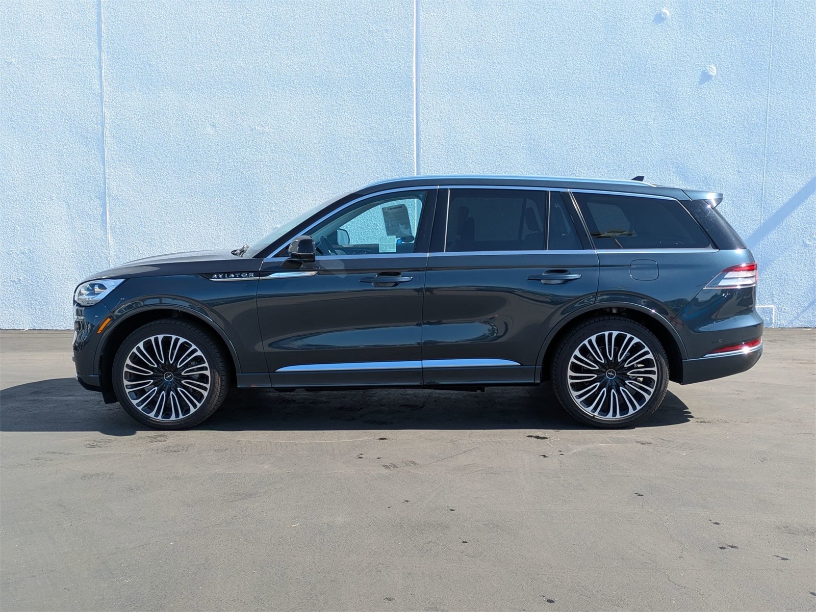 Used 2023 Lincoln Aviator Black Label with VIN 5LM5J9XC5PGL29438 for sale in Van Nuys, CA