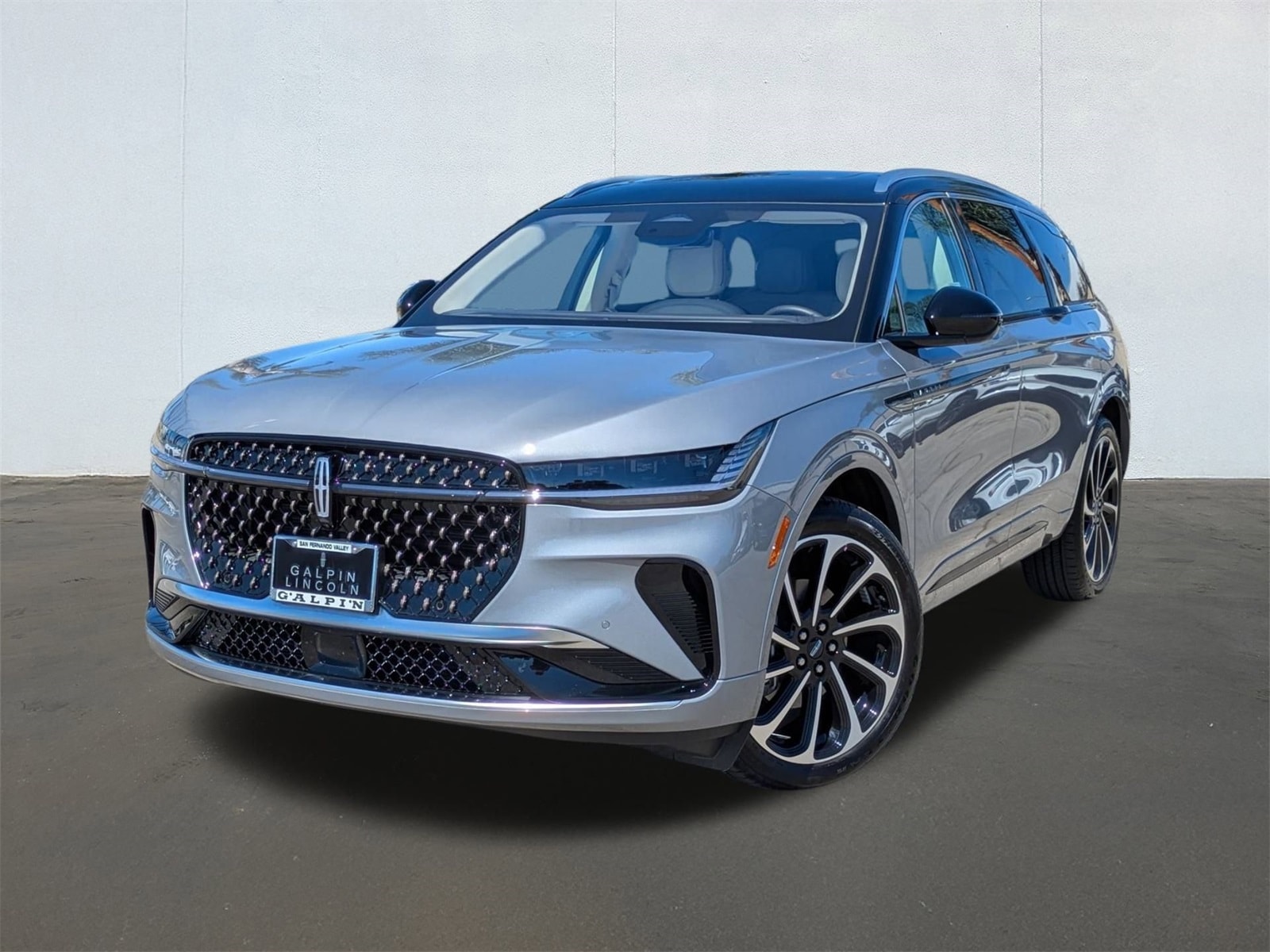 2025 Lincoln Nautilus Black Label's photo