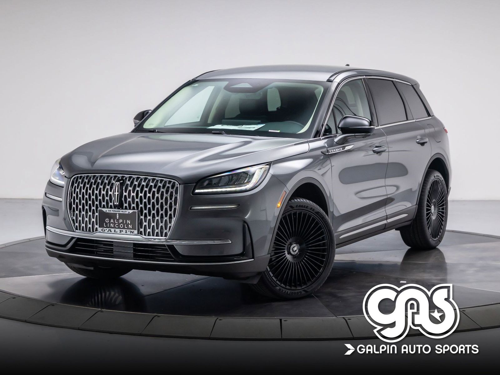 2025 Lincoln Corsair Premiere FWD's photo