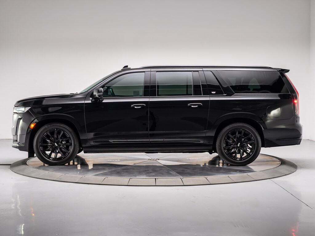 Used 2023 Cadillac Escalade ESV 4WD Sport Platinum Sport Utility