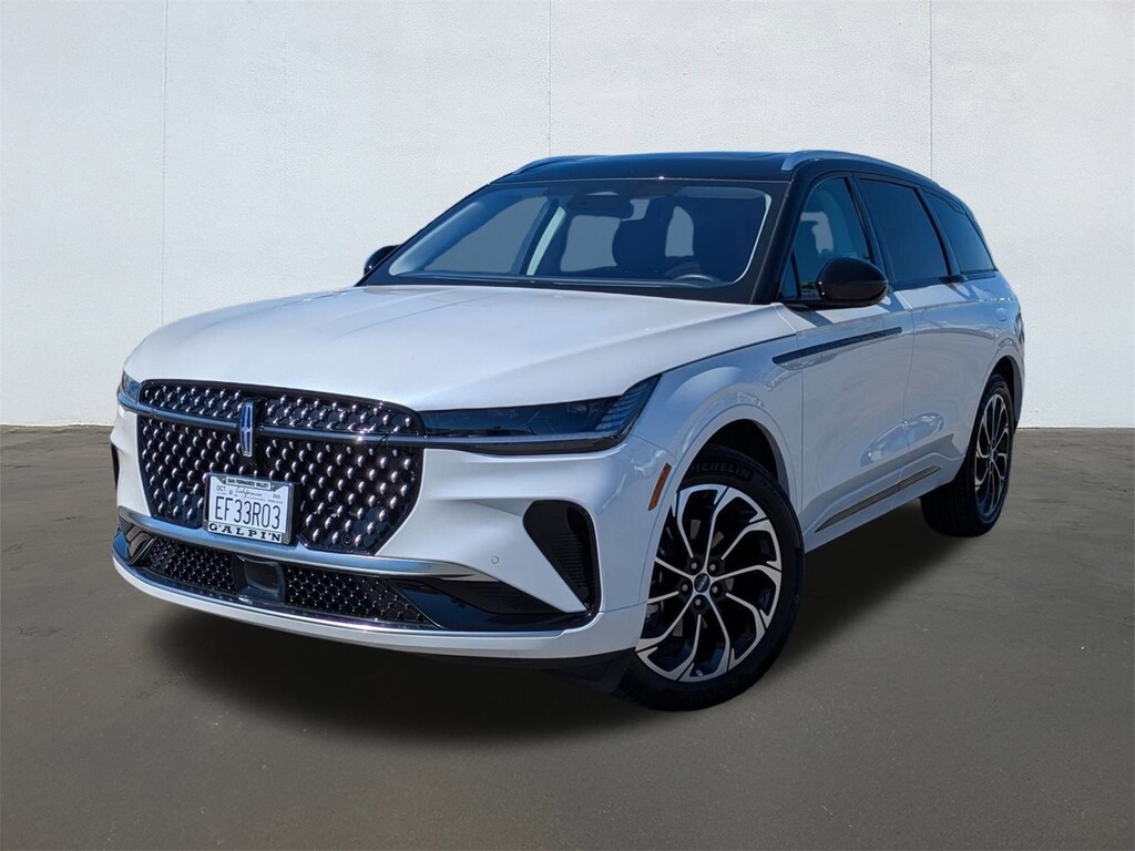 Used 2025 Lincoln Nautilus Reserve SUV