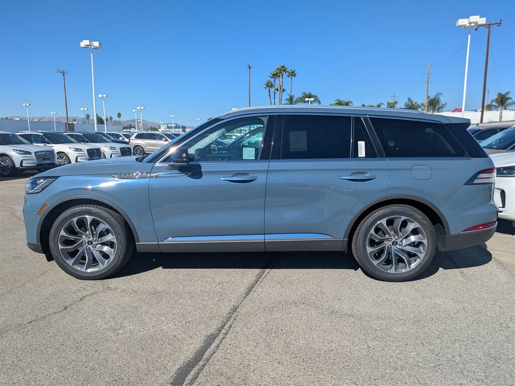 New 2025 Lincoln Aviator Premiere SUV