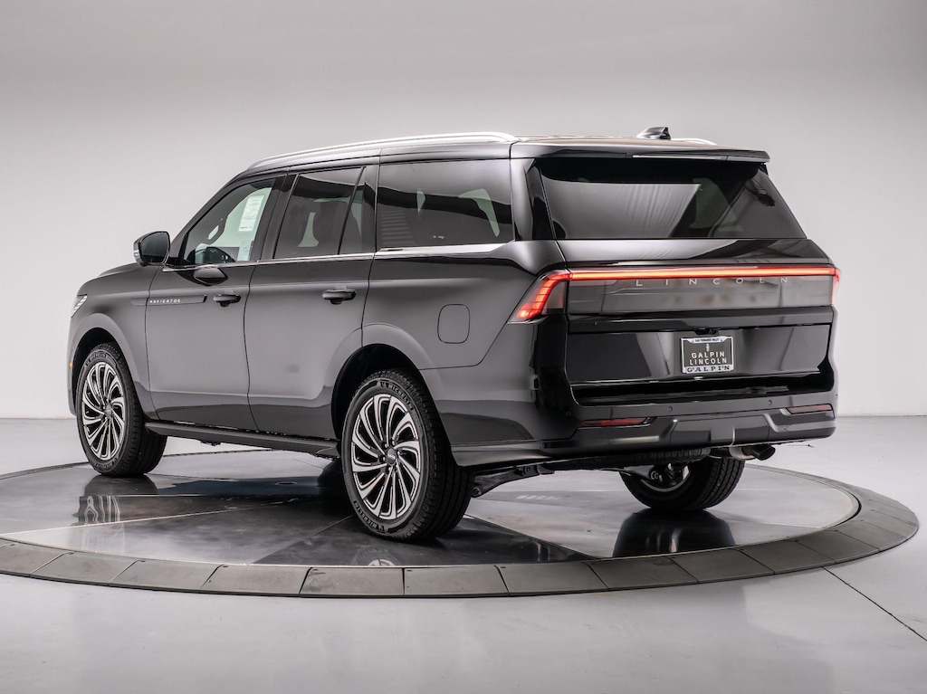 New 2027 Lincoln Navigator Black Label Utility