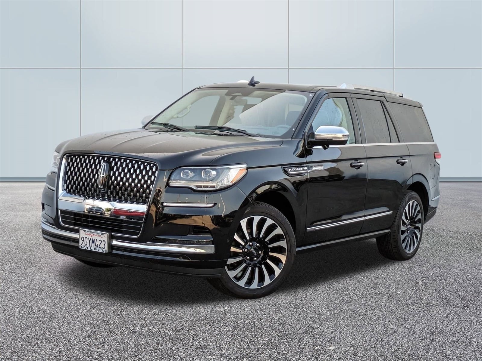 2023 Lincoln Navigator Black Label's photo