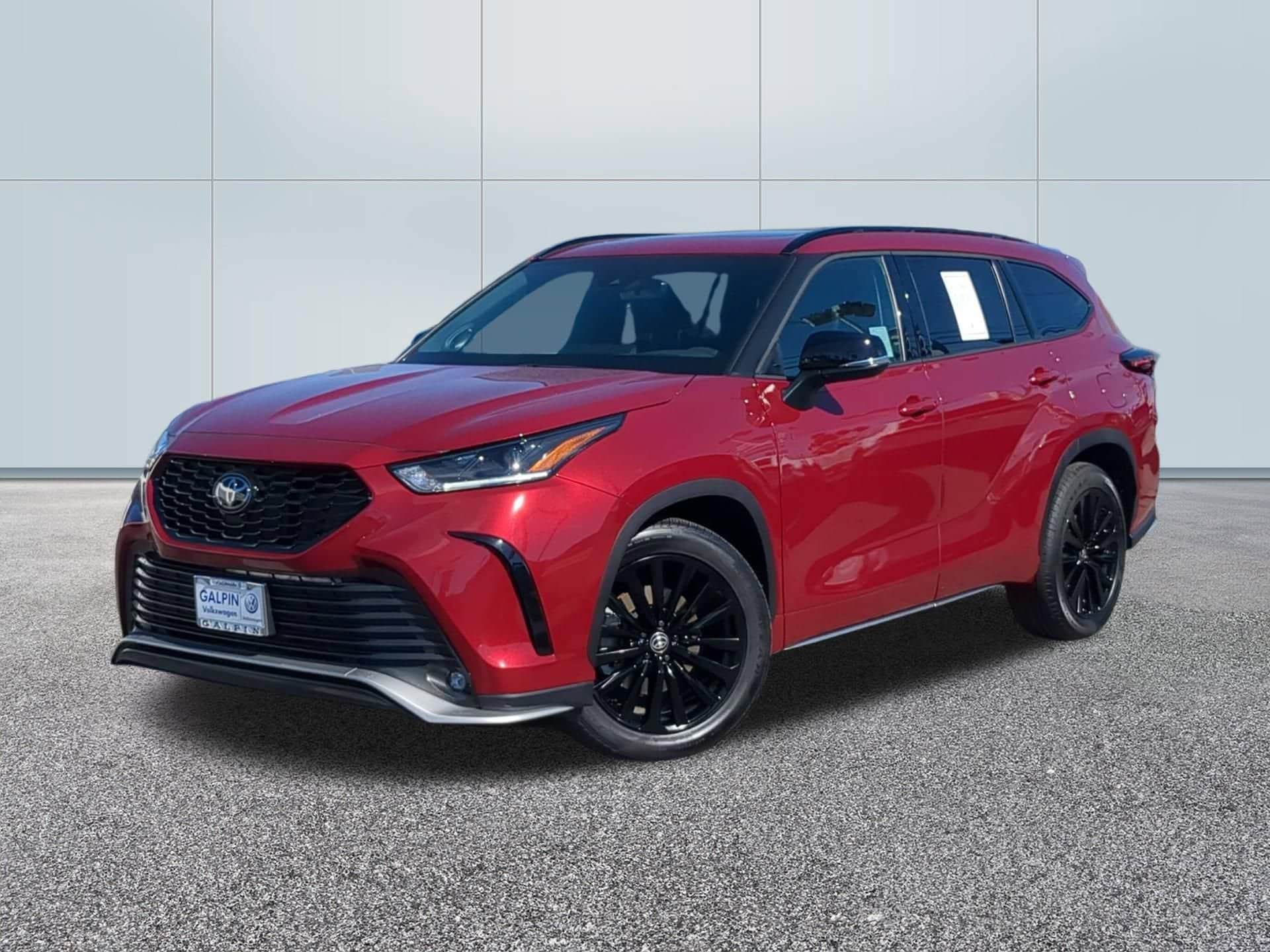 2026 Toyota Highlander XSE