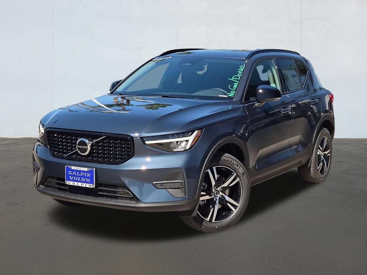 2026 Volvo XC40