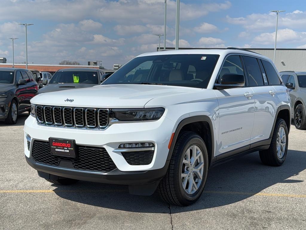 Used 2023 Jeep Grand Cherokee Limited with VIN 1C4RJHBG0PC503307 for sale in Green Bay, WI