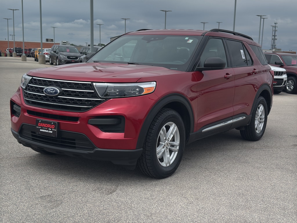 Used 2020 Ford Explorer XLT with VIN 1FMSK8DH0LGB48772 for sale in Green Bay, WI