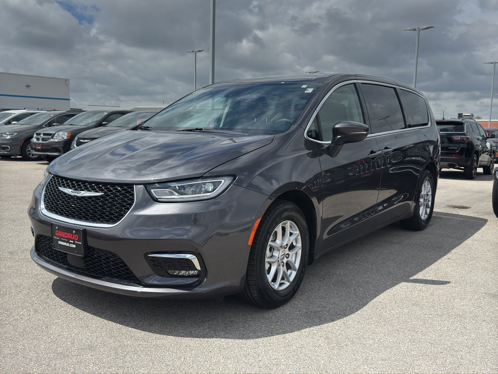 Used 2023 Chrysler Pacifica Touring L with VIN 2C4RC1BG5PR597130 for sale in Green Bay, WI