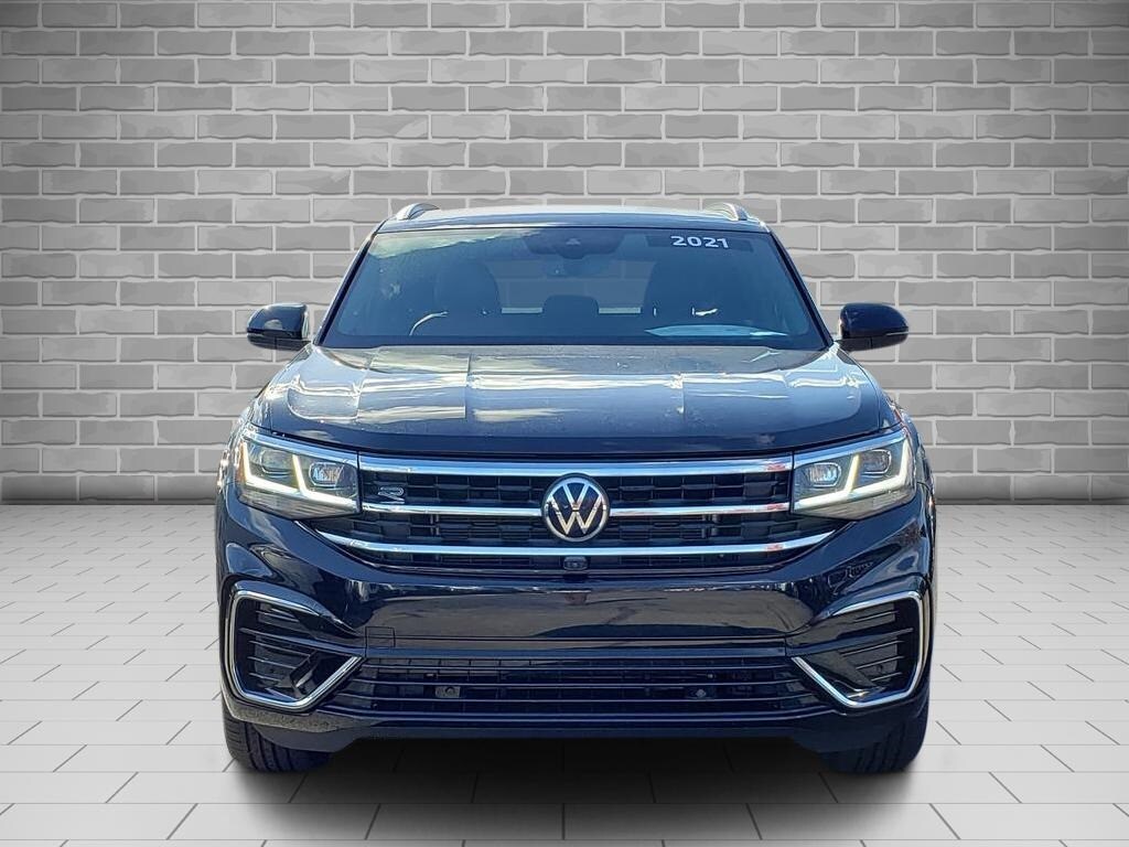 2021 Volkswagen Atlas Cross Sport V6 SEL Premium R-Line photo 2