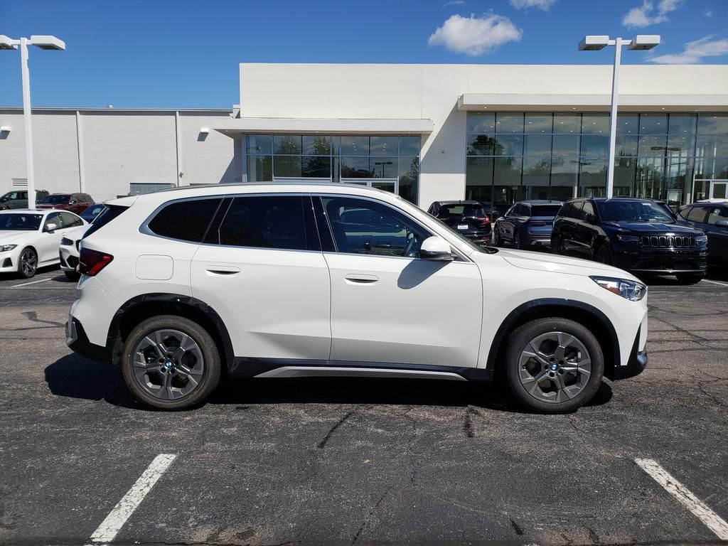 2026 BMW X1 XDrive28i - Photo 3